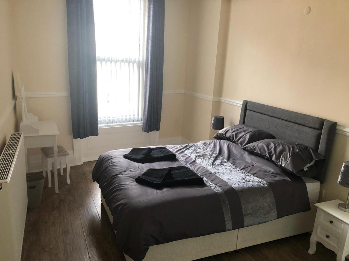 Sandy Pad'S Apartments Рил Экстерьер фото
