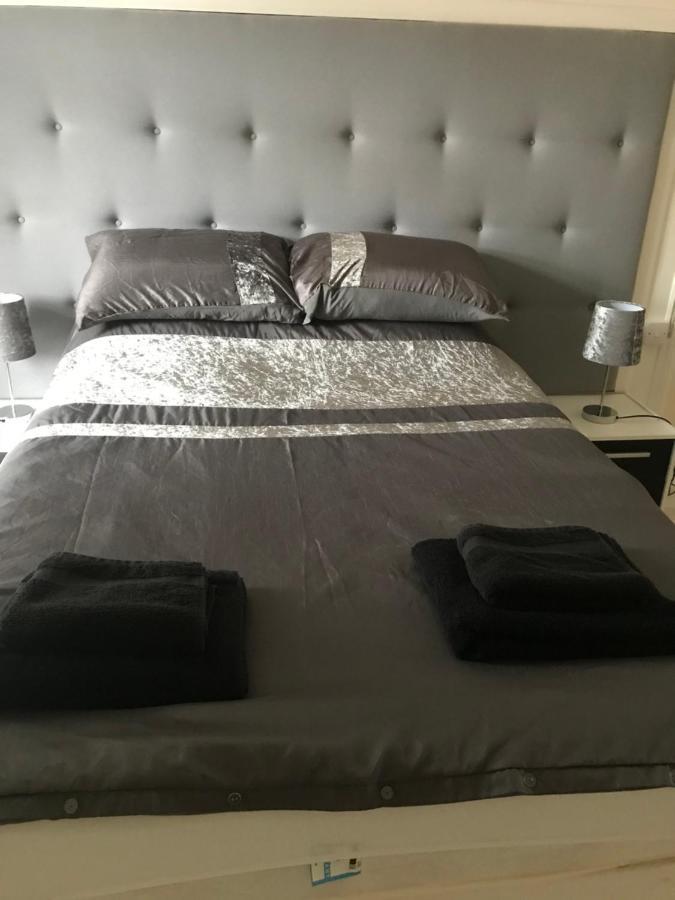 Sandy Pad'S Apartments Рил Экстерьер фото