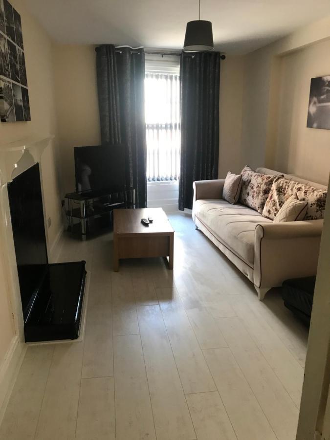 Sandy Pad'S Apartments Рил Экстерьер фото