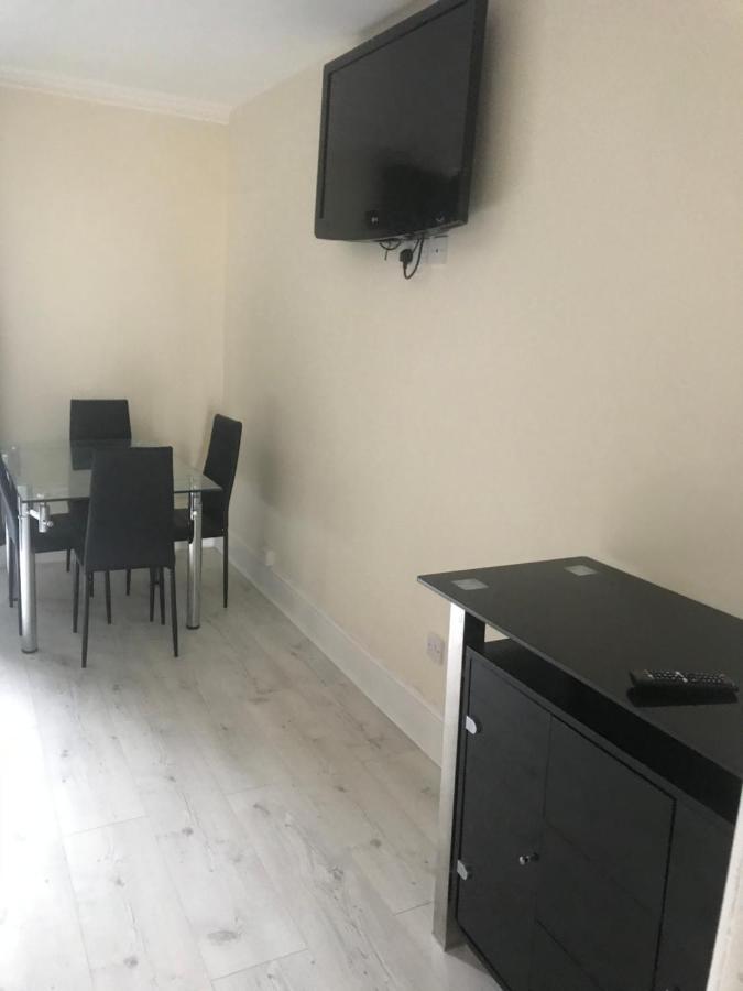Sandy Pad'S Apartments Рил Экстерьер фото
