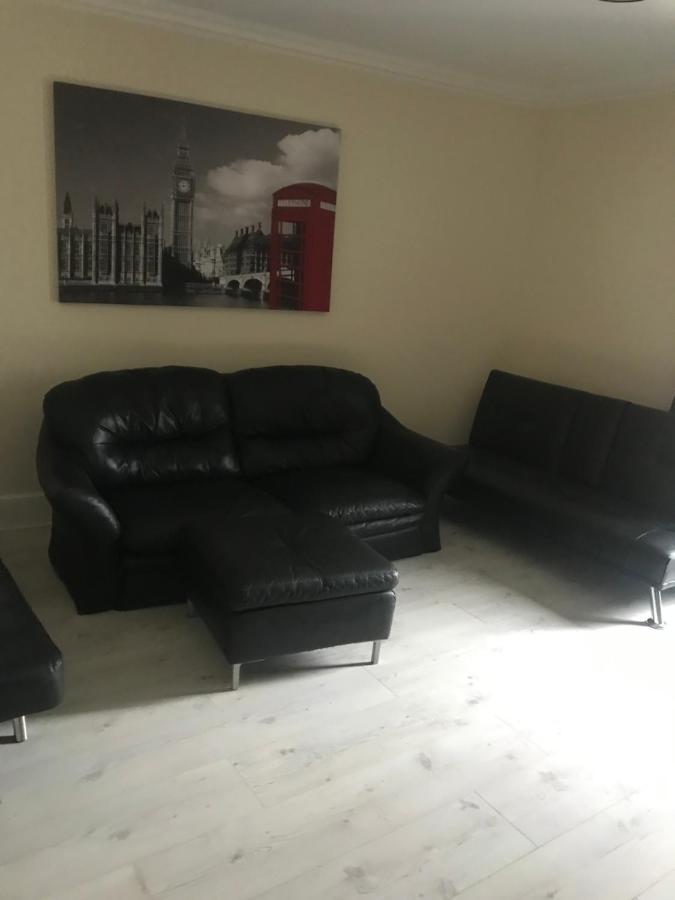 Sandy Pad'S Apartments Рил Экстерьер фото